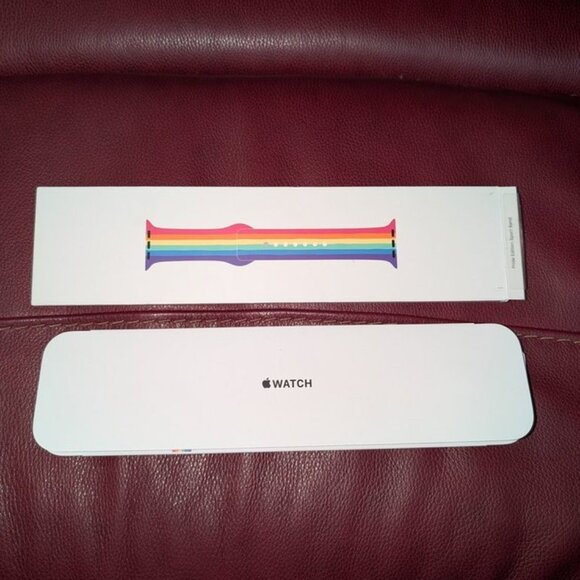 NEW Apple Watch Edition Sport Band for 44mm - Pride Rainbow LGBTQ Advocacy - Picture 2 of 6
